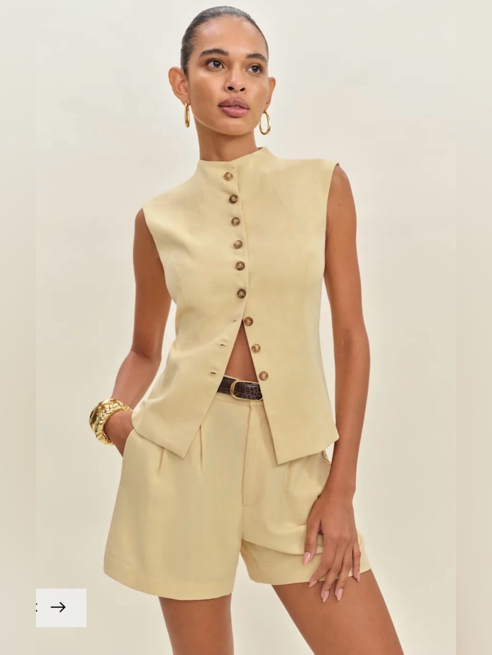 Reformation Mason Short Yellow - Size 2